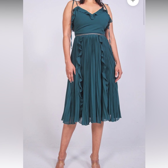 Lulu’s Emerald Green Tie-Strap Pleated Midi Dress Emerald Green XS - Picture 4 of 16